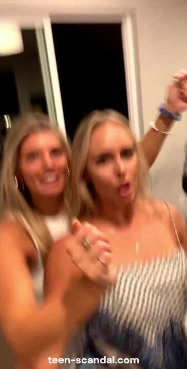 party girls