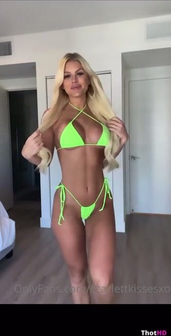 Scarlettkissesxo 2