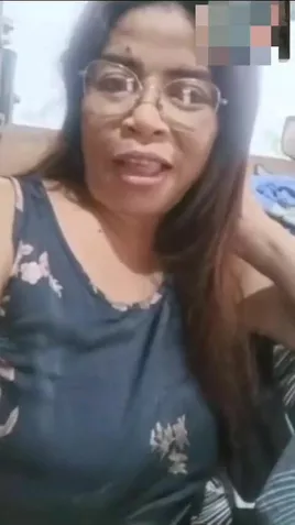 Mature pinay with very very very nice tits