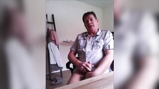 cuckold holt sich einen runter